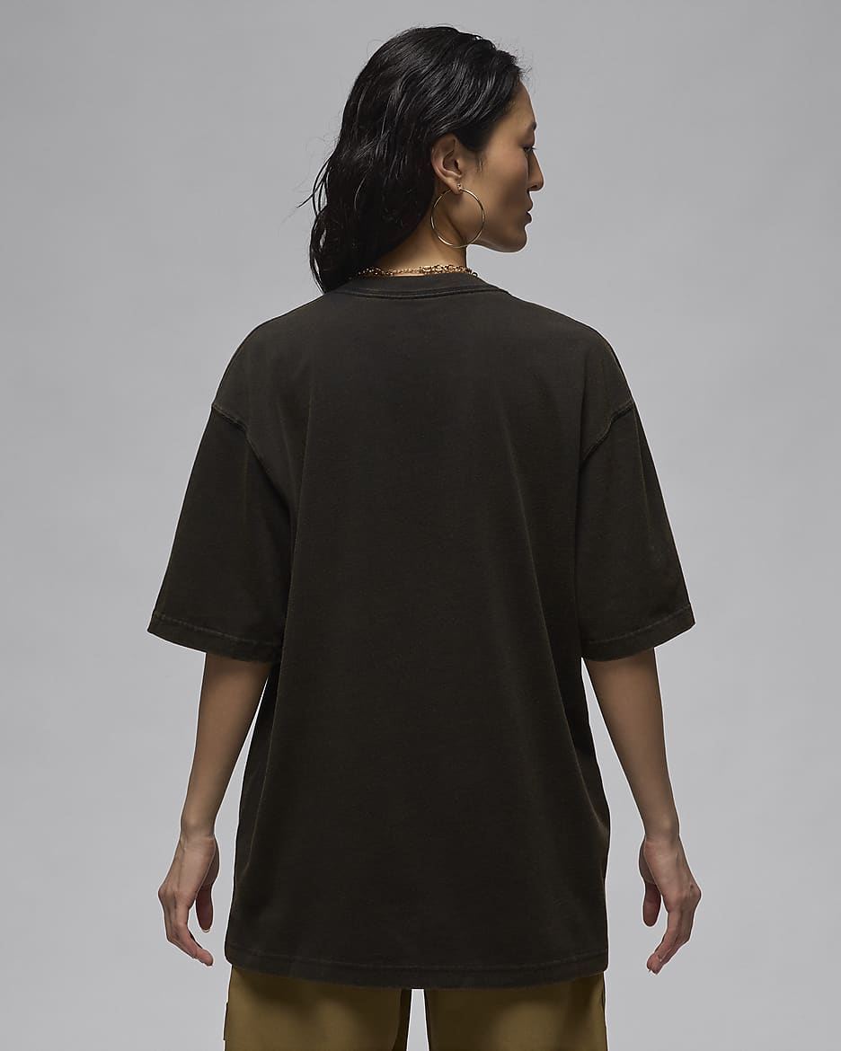NIKE公式】ジョーダン ウィメンズ オーバーサイズド グラフィック Tシャツ.オンラインストア (通販サイト)